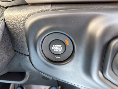 Used 2020 Jeep Wrangler Unlimited Rubicon w/ Steel Bumper Group image 18