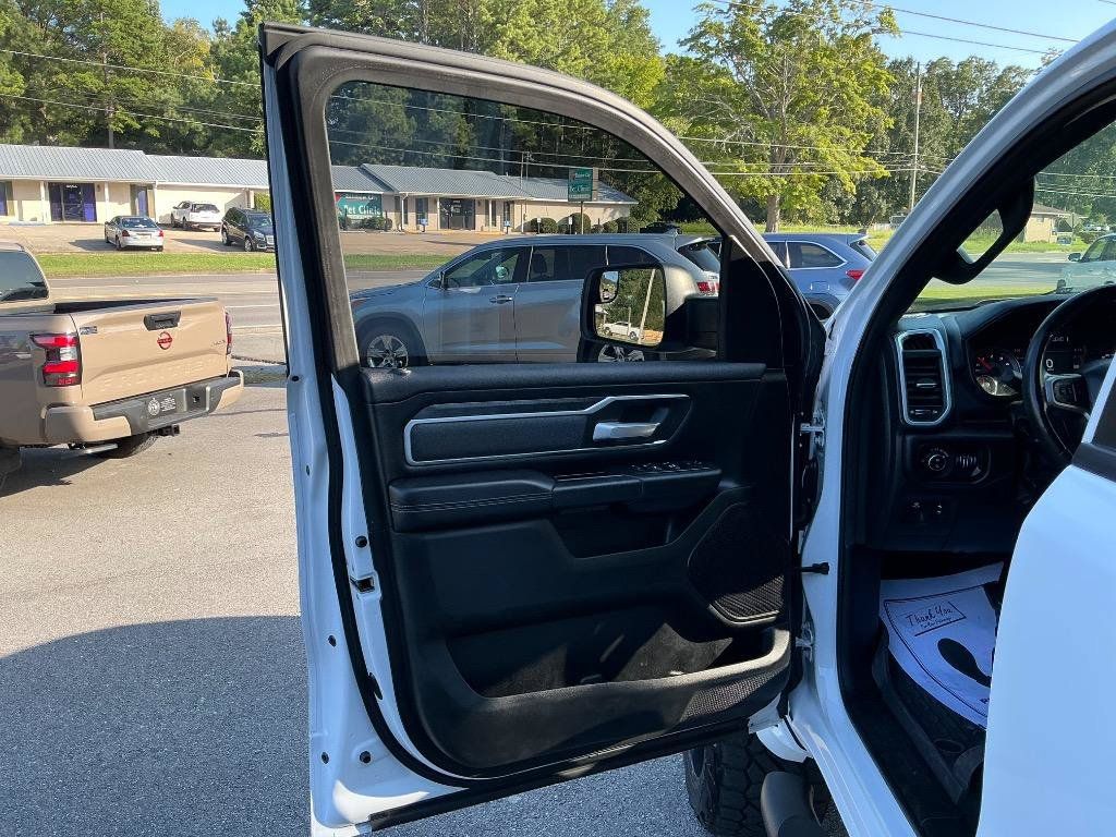 Used 2019 RAM 1500 Big Horn AWD/4WD image 15