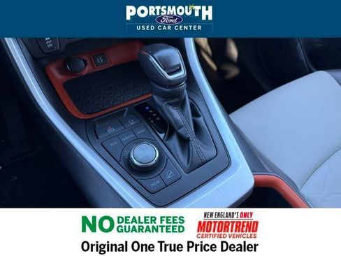 Used 2024 Toyota RAV4 Adventure image 11