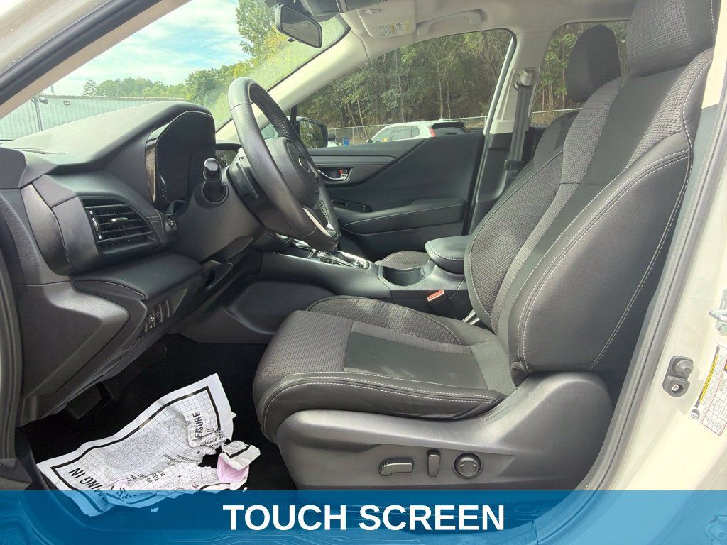 Used 2024 Subaru Outback Premium AWD/4WD image 9