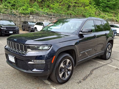 Certified 2023 Jeep Grand Cherokee 4WD 4xe image 3
