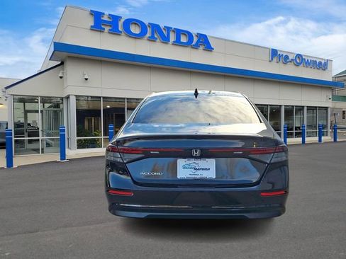 Used 2025 Honda Accord SE image 5