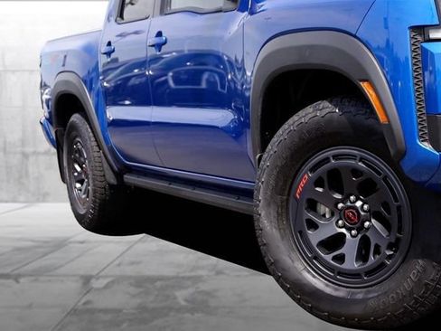 Certified 2025 Nissan Frontier PRO-4X w/ Pro Premium Package AWD/4WD image 3