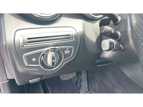 Used 2015 Mercedes-Benz C 300 4MATIC Sedan image 20