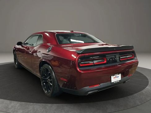 Used 2018 Dodge Challenger SXT Plus image 27