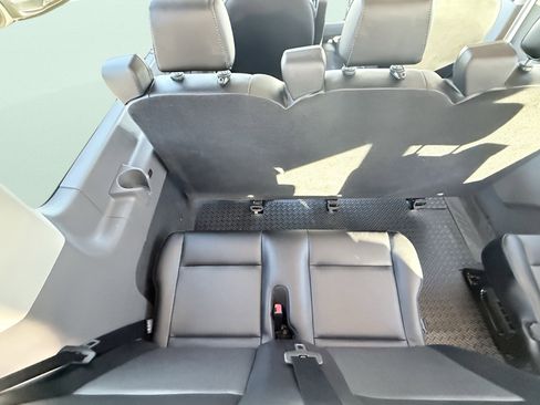 Used 2023 Ford Transit 350 XL image 25