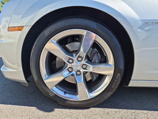 Used 2010 Chevrolet Camaro SS w/ RS Package RWD image 32