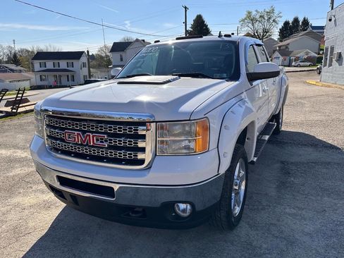 Used 2013 GMC Sierra 2500 SLT w/ SLT Convenience Package image 11