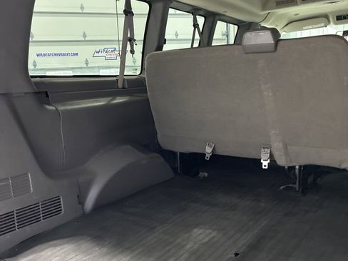 Used 2017 Chevrolet Express 2500 LS image 25
