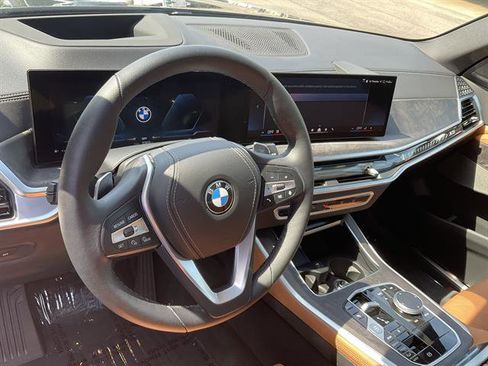 Certified 2024 BMW X5 xDrive40i w/ Premium Package AWD/4WD image 23