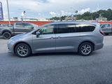 Used 2019 Chrysler Pacifica Limited image 6