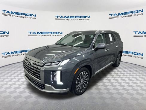 Used 2025 Hyundai Palisade Calligraphy FWD image 1
