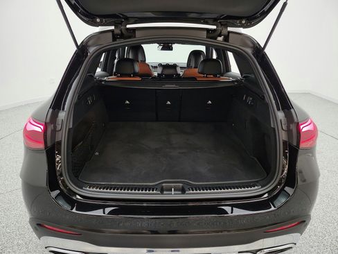 Certified 2024 Mercedes-Benz GLC 300 image 26