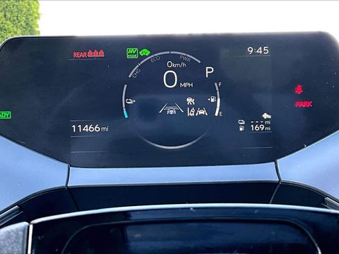Used 2023 Toyota Prius Prime Premium FWD image 26