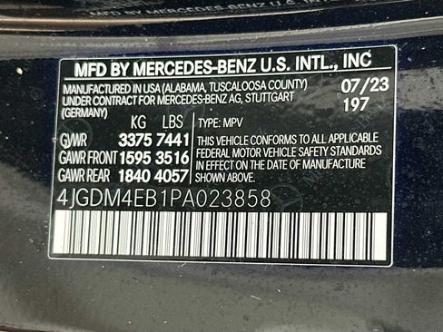Used 2023 Mercedes-Benz EQS 580 4MATIC SUV image 33