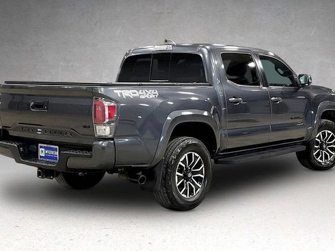 Used 2022 Toyota Tacoma TRD Sport image 6