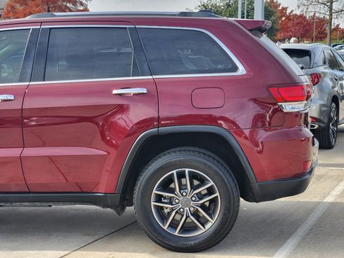 Used 2020 Jeep Grand Cherokee Limited image 9