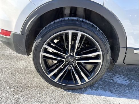 Used 2017 Lincoln MKC Reserve w/ Lincoln MKC Climate Package image 32