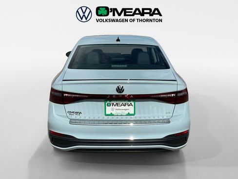 New 2026 Volkswagen Jetta SE FWD image 4