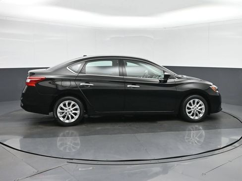 Used 2018 Nissan Sentra SV FWD image 8
