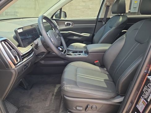 Certified 2025 Kia Sorento X-Line EX AWD/4WD image 51