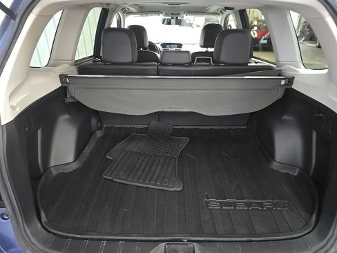 Used 2017 Subaru Forester 2.0XT Premium AWD/4WD image 14