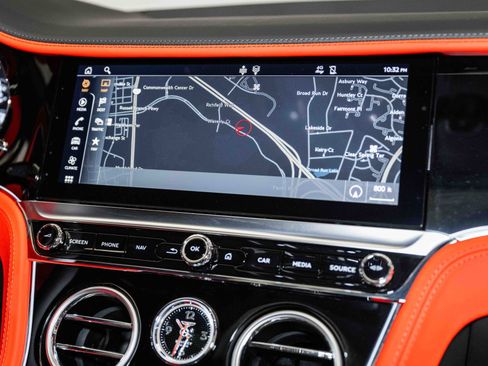 Used 2024 Bentley Continental GT V8 image 26