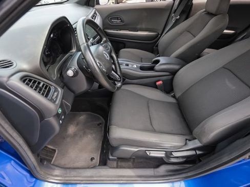 Used 2020 Honda HR-V Sport image 46