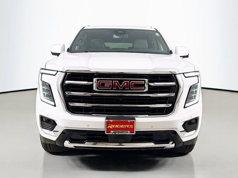 New 2026 GMC Yukon XL Elevation image 2