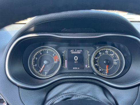 Used 2021 Jeep Cherokee Latitude Plus image 37