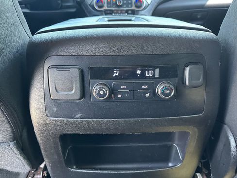 Used 2017 Chevrolet Tahoe Premier RWD image 34