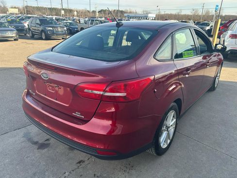 Used 2015 Ford Focus SE image 5