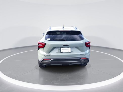 New 2026 Chevrolet Trax ACTIV w/ Sunroof Package image 7