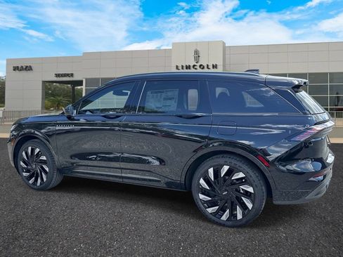 New 2026 Lincoln Nautilus Reserve w/ Jet Appearance Package AWD/4WD image 5