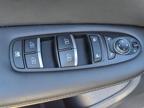 Used 2023 INFINITI QX50 Luxe image 14