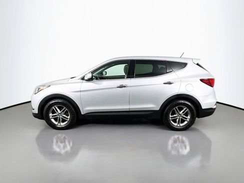 Used 2018 Hyundai Santa Fe Sport image 2
