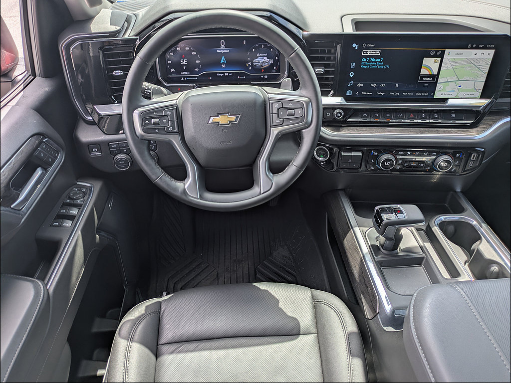 Certified 2025 Chevrolet Silverado 1500 LTZ AWD/4WD image 16