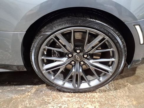 Used 2020 Chevrolet Camaro ZL1 image 10