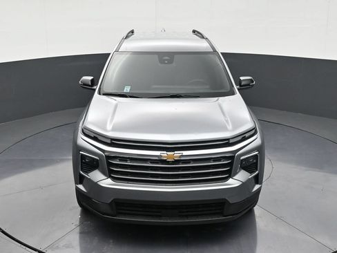 Used 2026 Chevrolet Traverse LT FWD image 19