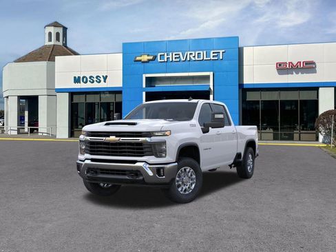New 2026 Chevrolet Silverado 3500 LT AWD/4WD image 11