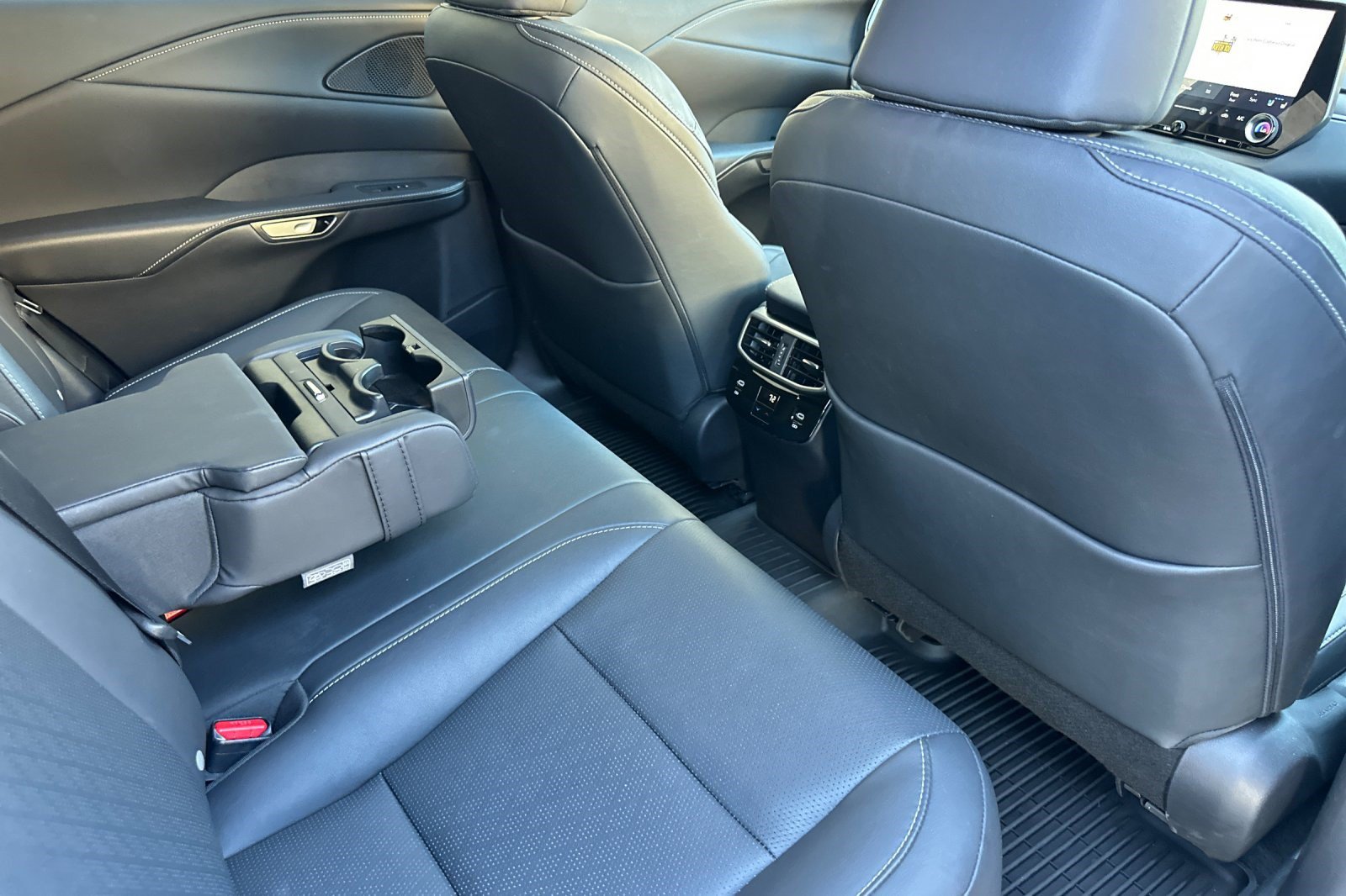 Certified 2025 Lexus RX 350 w/ Convenience Package AWD/4WD image 33