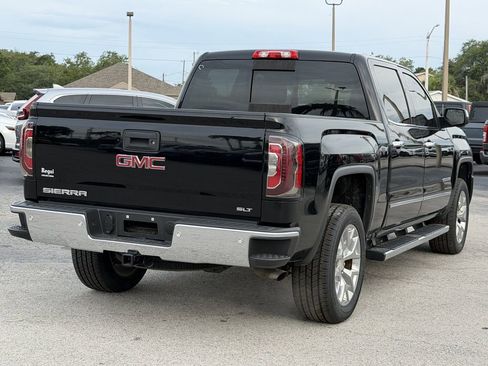 Used 2018 GMC Sierra 1500 SLT w/ Enhanced Driver Alert Package RWD image 5