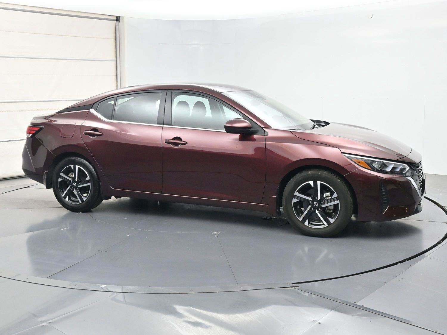 Used 2024 Nissan Sentra SV FWD image 25