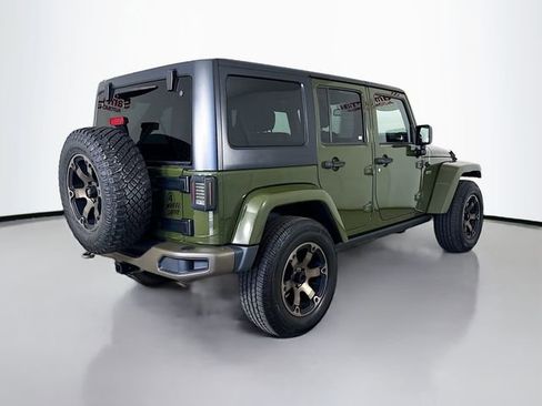 Used 2016 Jeep Wrangler Unlimited Sahara AWD/4WD image 9
