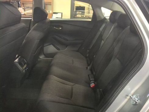 Used 2025 Honda Accord SE image 12