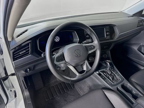 Used 2024 Volkswagen Jetta SE FWD image 20