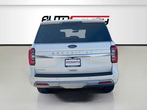 Used 2024 Ford Expedition Platinum AWD/4WD image 6