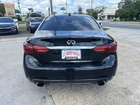 Used 2018 INFINITI Q50 Luxe RWD image 5