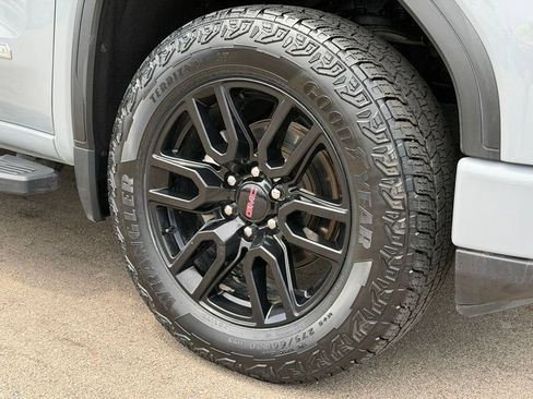 Used 2024 GMC Sierra 1500 Elevation w/ Elevation Premium Package AWD/4WD image 25