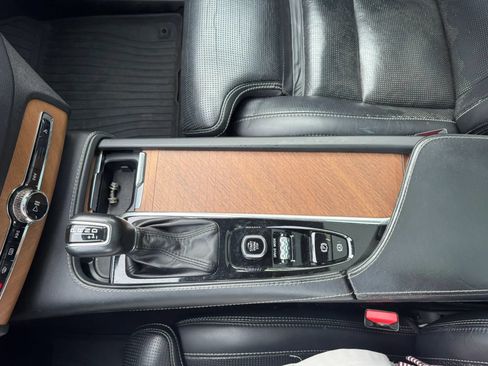 Used 2019 Volvo XC90 T6 Inscription w/ Luxury Package AWD/4WD image 24
